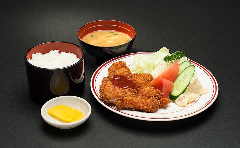 チキンカツ定食